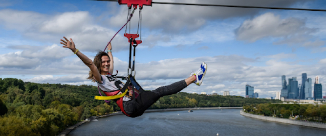 Ziplining-3.jpg
